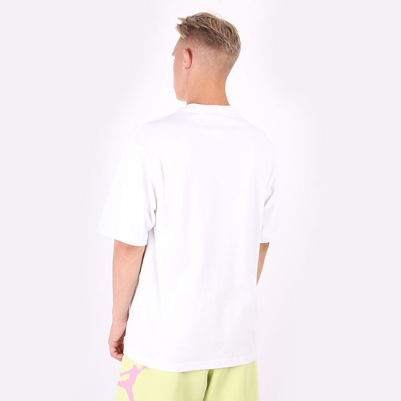 Мужская футболка Jordan 23 Engineered Short-Sleeve T-Shirt (DA9869-100)  - цена, описание, фото 4